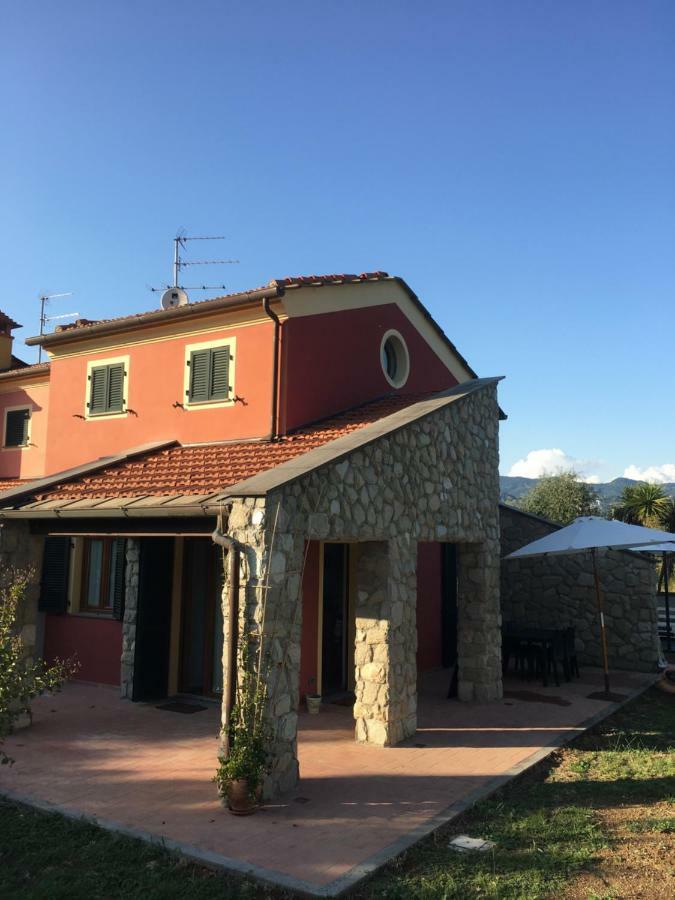 Lunezia Villa Sarzana Bagian luar foto