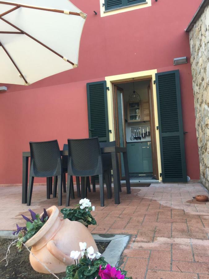 Lunezia Villa Sarzana Bagian luar foto